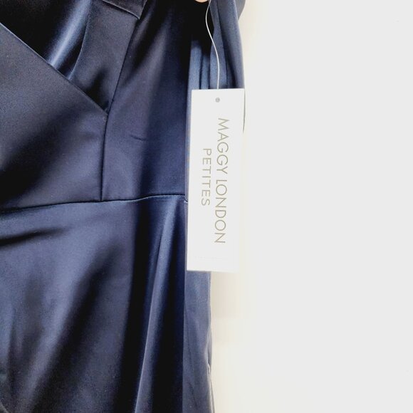 Maggy London Navy Blue Bridesmaid / Formal Dress Sleeveless Size 12 satin New - Picture 8 of 13